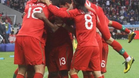 收到你给的复盘框架了，这套按时间线和场景还原的写法，确实能让读者有很强的临场感。