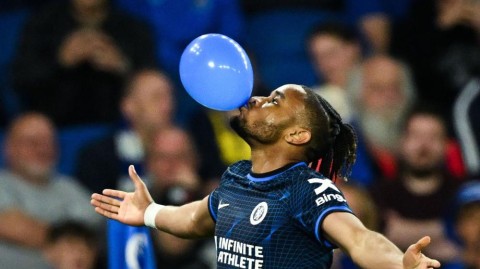 罗塞尼尔：纪律决定首发！帕尔默詹姆斯无伤