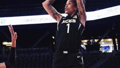 盘点NBA穿韦德球鞋的球员：2026年谁的脚下延续着韦德之魂？